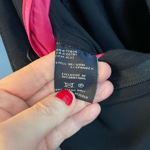 Tommy Hilfiger 3 piece woman’s suit - Picture 11 of 14